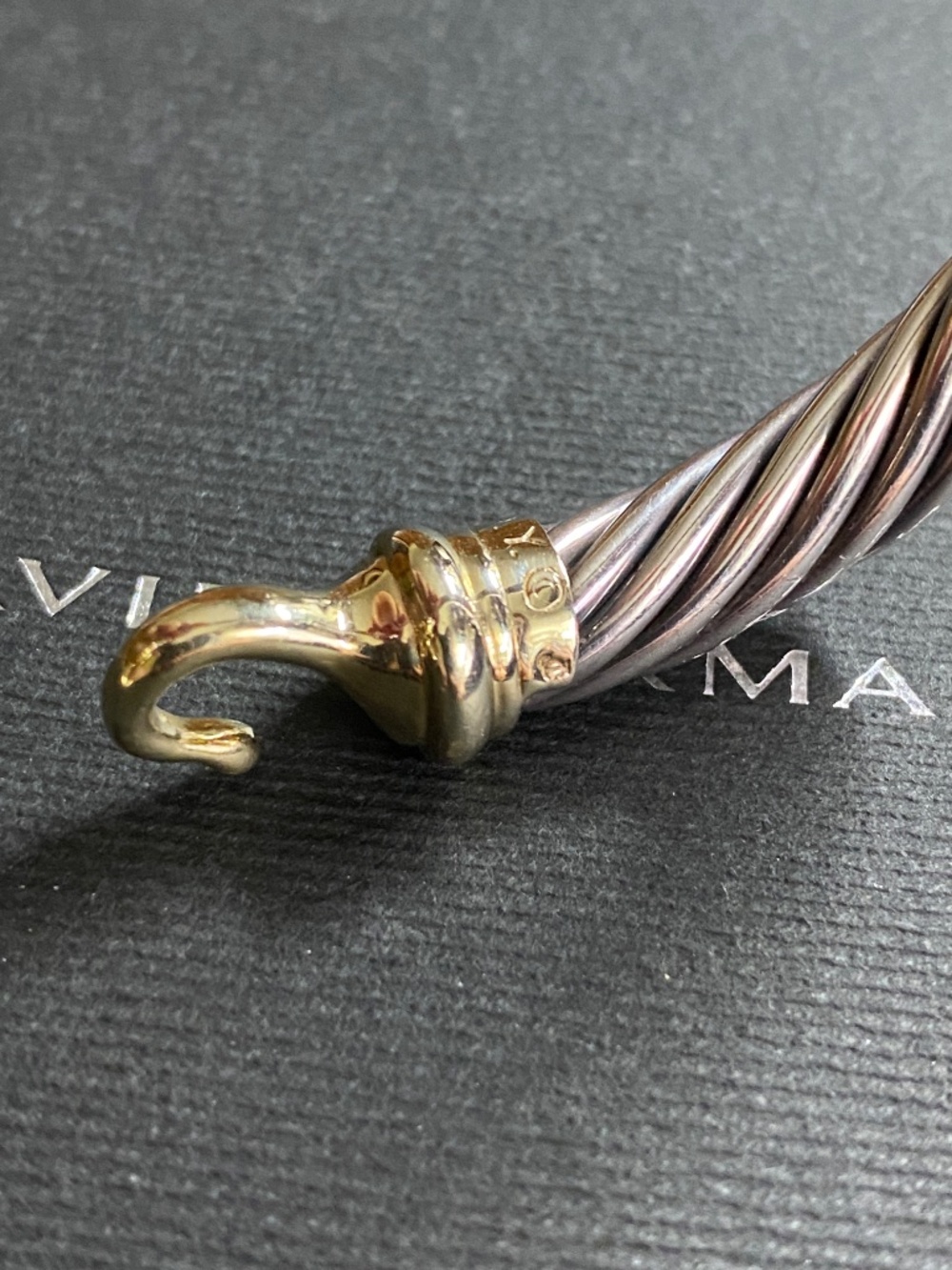 David Yurman Classic cable Buckle Bracelet 14K Gold Medium MSRP $2300 - Picture 6 of 11